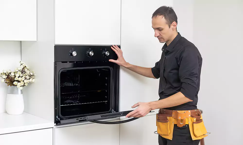 Electric Oven Repair in Newtonville, MA