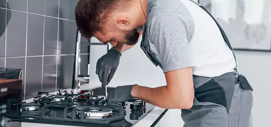 Affordable Stove Repair in Newtonville