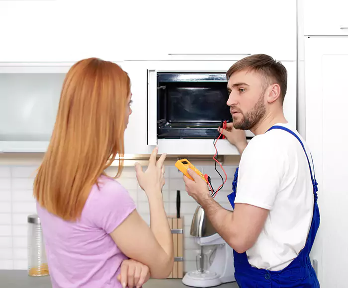 Skilled Microwave Service: Your Certified Microwave Purchase and Installation in Newtonville, MA