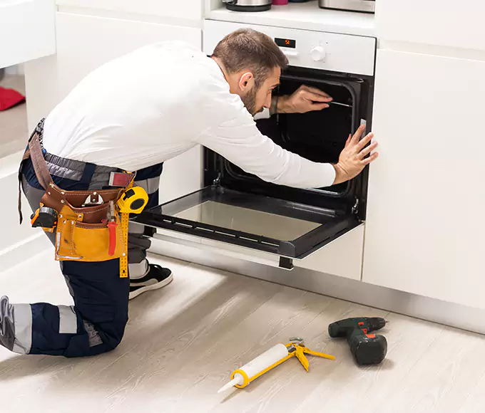 Why Newtonville, MA Homeowners Trust Newtonville Appliance Pro for Every Toaster Oven Fix?
